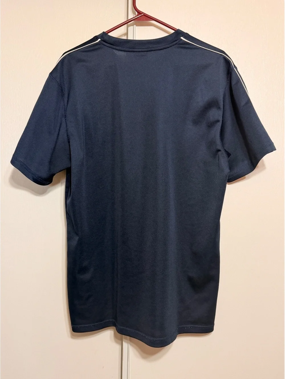 Nike Sportswear Men’s XL Navy Short Sleeve Athletic Performance Shirt Swoosh